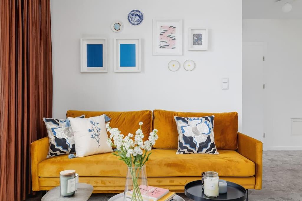 Apartment With Balcony, Private Parking - Bagry Lake - Goszczynskiego 1 Krakow Bagian luar foto